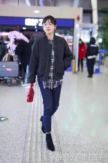 刘诗诗香奈儿包包同款,刘诗诗古力娜扎毛绒包