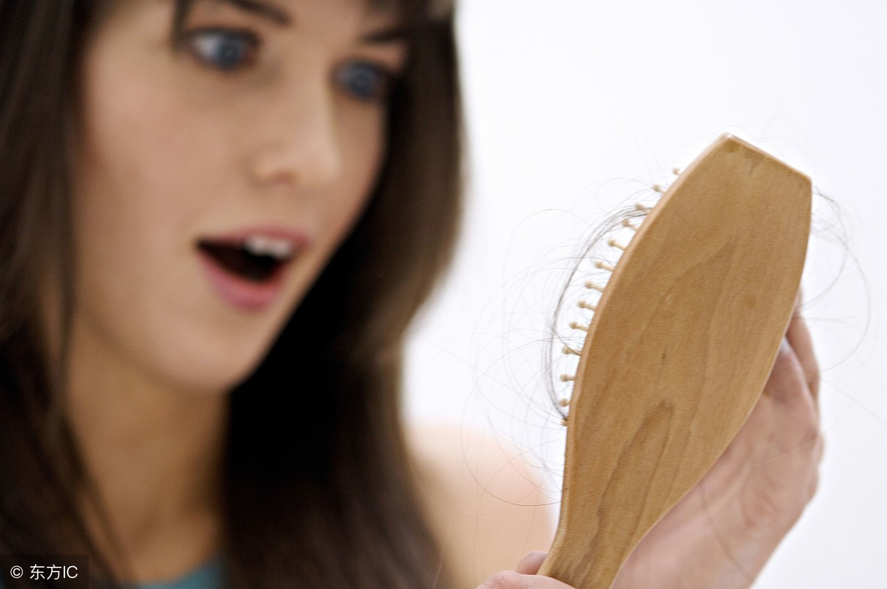 教你一招让头发变浓密,头发细软少变浓密的方法