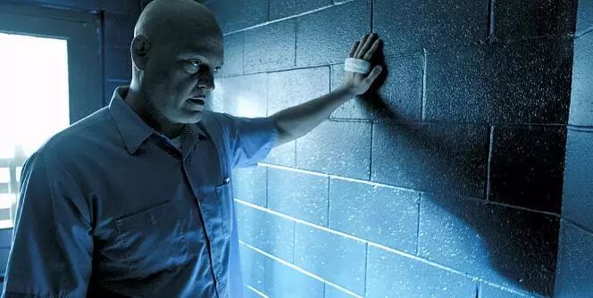 徒手拆车，脚剁头颅，断骨碎心！罕见的*力暴**，超激的老派cult