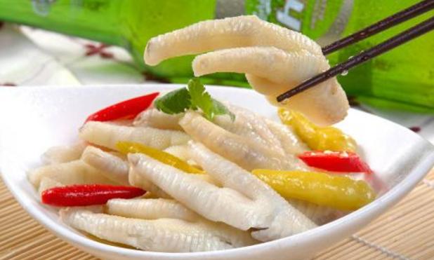 最新正宗泡椒凤爪的做法,泡椒凤爪几种口味配方