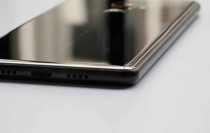 小米mix2全面屏,来自未来的手机