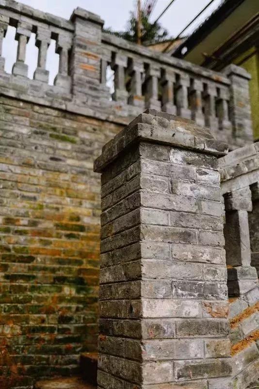 都市气息和人文底蕴相得益彰的南岸，让你重新认识山城！