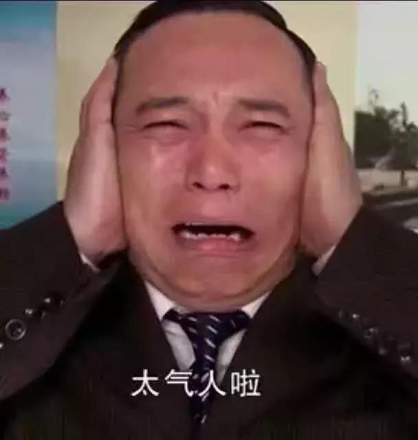 厉害！少女和高利贷老头比个酒就能赢得一只“小奶狗”