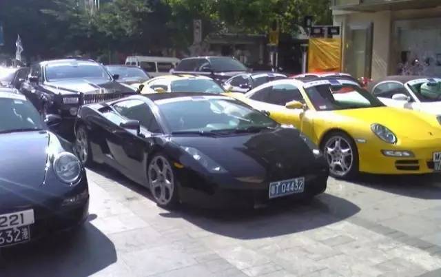 中国有豪车最多的人是谁,中国拥有顶级豪车最多的人