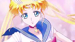 肩宽胸小腰细如何穿衣服,胸小肩宽腿短咋穿