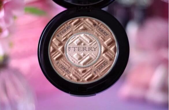 为你揭秘网红款小众美妆