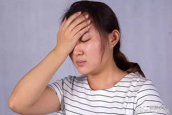 经络不通打通经络方法,经络不通拍打全身几个穴位通经络