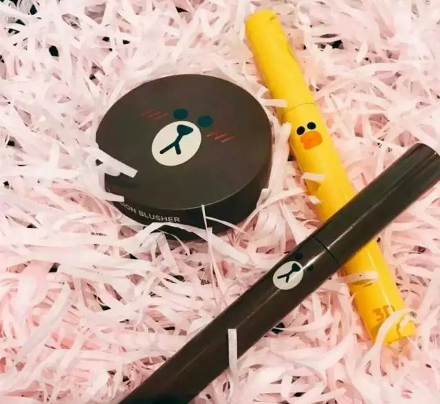 睫毛膏｜我有一支睫毛膏，它是我的睫毛放大器！