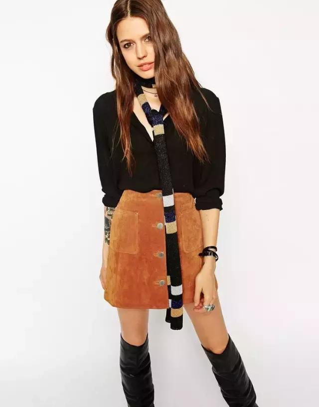 给女人一根领带，*绑捆**她的一世嚣张