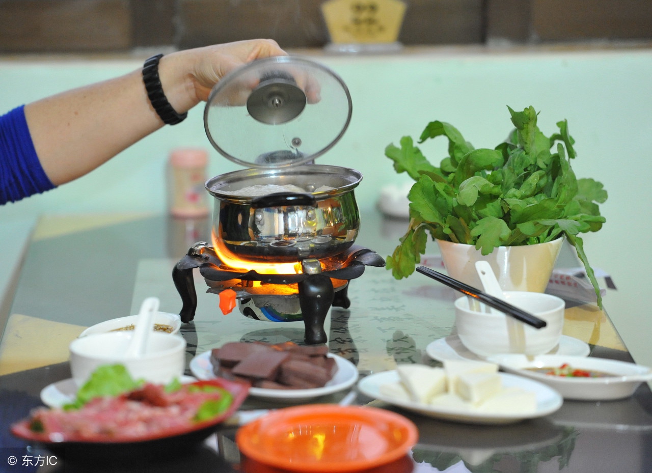 朔州小火锅加盟开店,重庆小火锅加盟开店