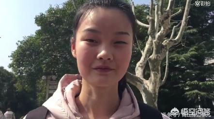 郑州18岁姑娘拿下北服艺考第一，被称作标准“超模脸”