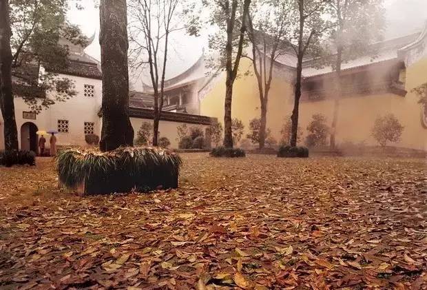 曾国藩六副对联读懂先贤大智慧,寺庙对联里的大智慧