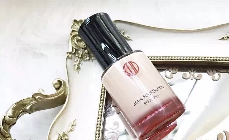 适合敏感肌泛红的养肤型粉底,不闷痘的大牌养肤粉底液