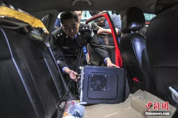 法治V早报:外卖平台违法销售香烟*草烟**专卖局将查处