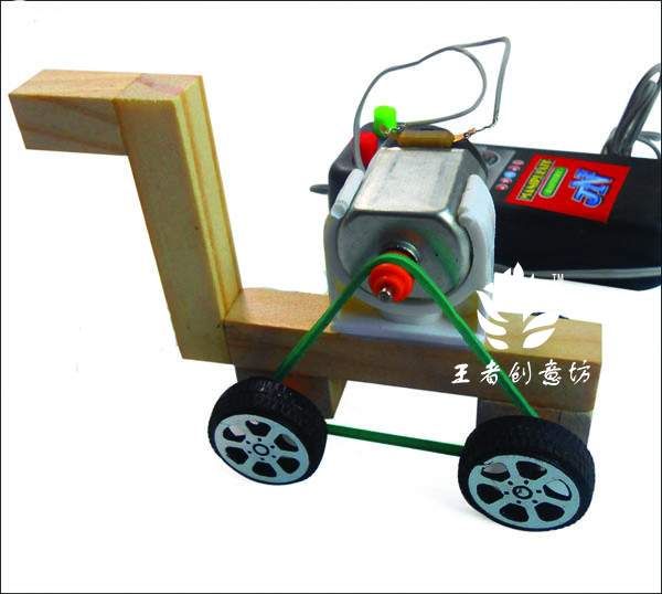 王者创意坊(玩具制作):一个适合带小朋友一起制作的有线遥控车