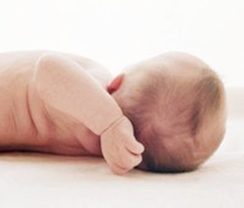 宝宝睡觉后脑勺出汗多什么原因,为什么宝宝睡觉后脑勺会出汗