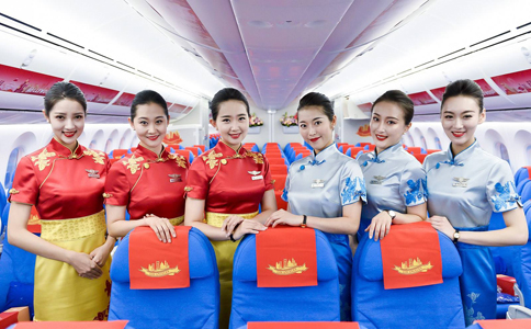 哪个航空公司可以在飞机上玩手机,国内航空公司允许旅客使用手机吗