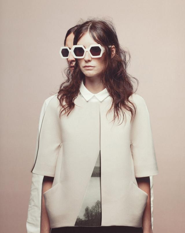 ps如何做花瓣背景,ps多边形画花瓣