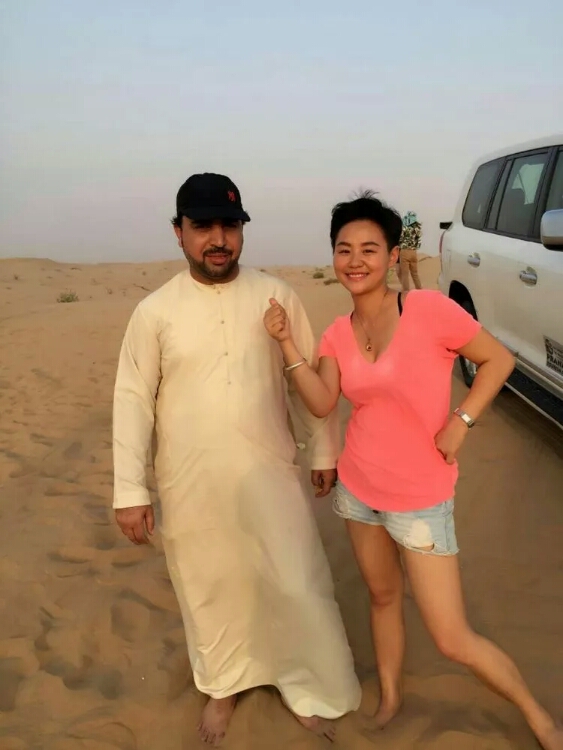 她说：成都，是成都人的形容词。