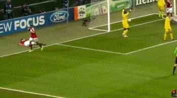 阿森纳亨利范佩西,范佩西曼联阿森纳