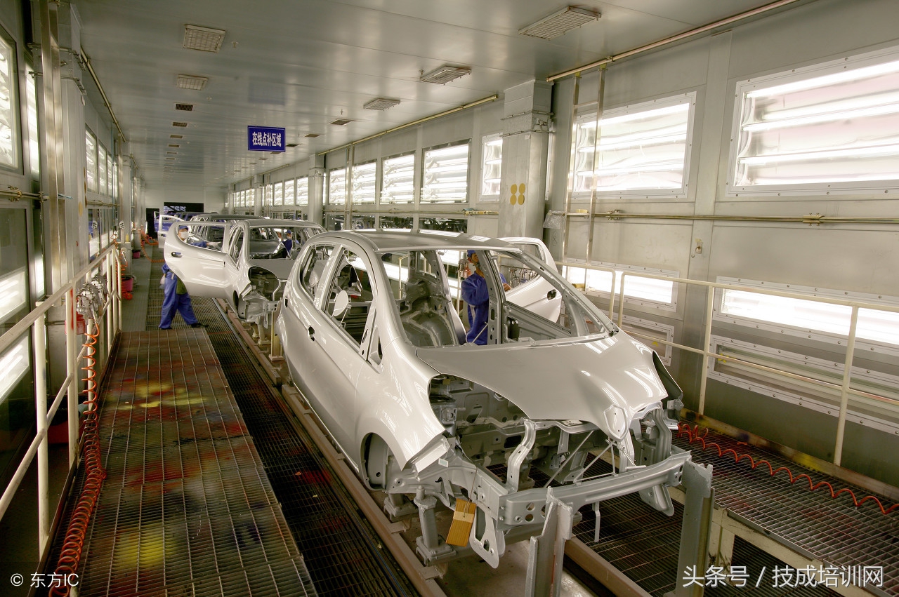 年轻人不进工厂都去哪,年轻人不去工厂都去哪里