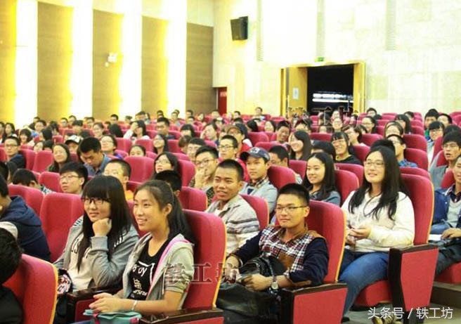 大学的学生会到底是怎样的,高校学生会都在做什么