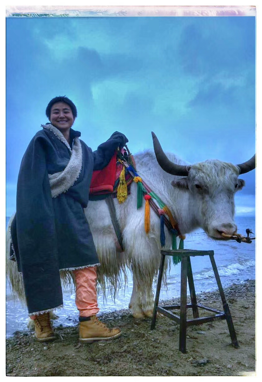 她说：成都，是成都人的形容词。