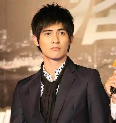 作为f4之一的周渝民,周渝民一点不显老