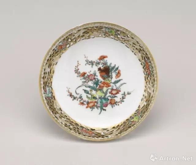 有关乾隆粉彩的六大特征,精品明清官窑可送北京保利北京翰海