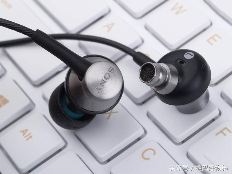 手机耳机买多少钱的合适,低端手机买高端耳机