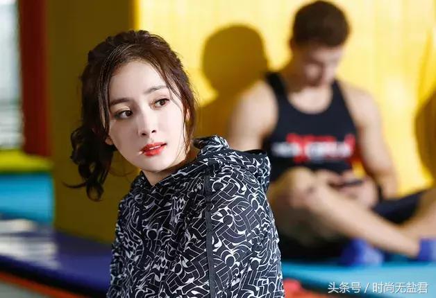 谈判官里面杨幂口红是哪一款,谈判官里杨幂的西柚色口红