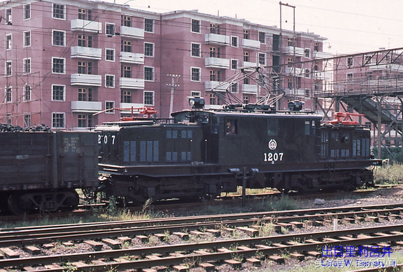 百年矿山抚顺西露天矿图片,90年代的露天矿