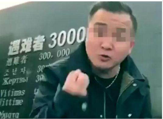 成龙等38位委员联名提案:严惩“中国人的败类”,发现一个抓一个