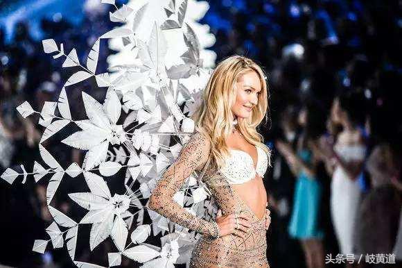 内衣怎么样穿才是正确的,内衣穿的不对乳房会不会变形