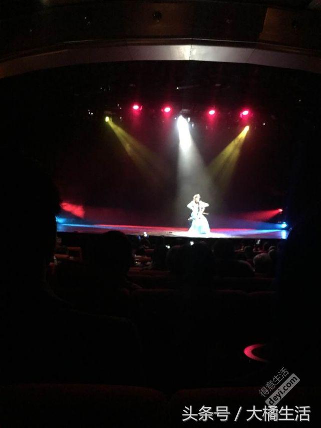 一大一小说走就走的邮轮行