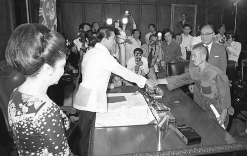 菲律宾前总统马科斯贪腐巨案,前菲律宾总统马科斯贪腐案