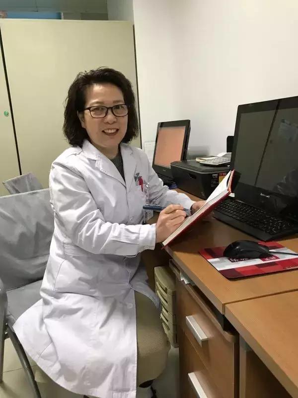 单孔腹腔镜术后伤口恢复图片,单孔腹腔镜肚脐伤口难愈合