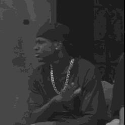 不是我吹,这家珠宝店你排一个星期的队都进不了店