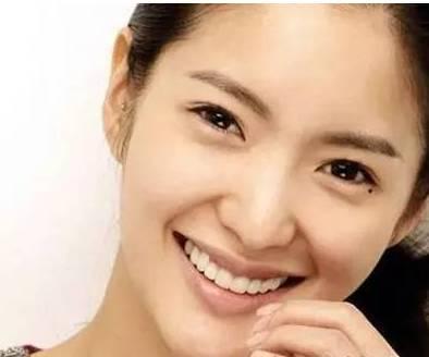 长在这8个部位的痣需要注意了,不要随便点痣的图片