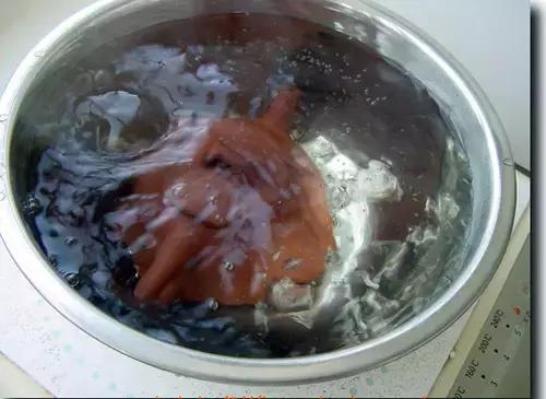 紫砂壶开水烫了还有异味,紫砂壶有异味怎么回事