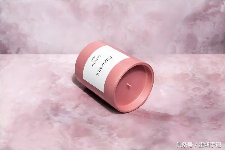 少女粉+性冷淡风=这个春天的情愫｜直男送礼指北