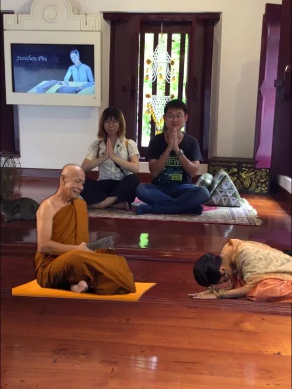 君行体验官专栏丨他在佛之国度,邂逅了一场浪漫