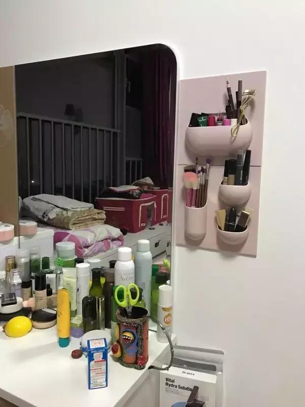 免打孔墙上收纳神器客厅,免钉墙收纳神器