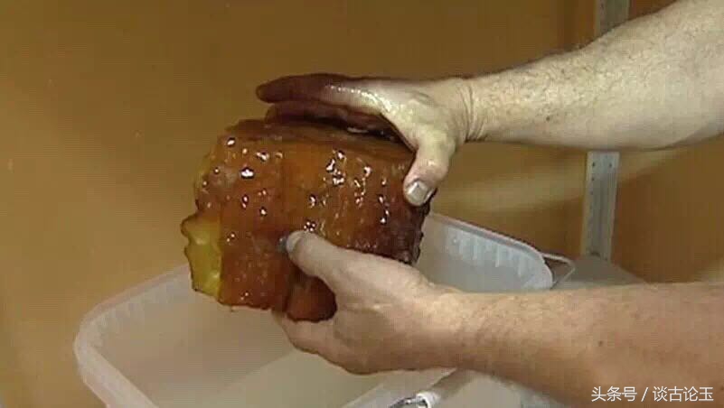 上亿年的琥珀值多少钱,三个价值上亿的琥珀