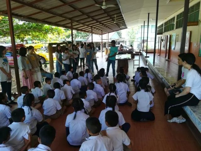 君行体验官专栏丨他在佛之国度,邂逅了一场浪漫