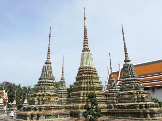 君行体验官专栏丨他在佛之国度,邂逅了一场浪漫