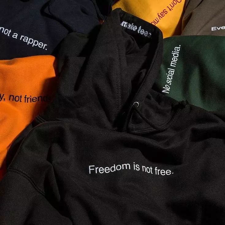 现在最流行潮牌子是什么,今年最流行的潮牌有哪些