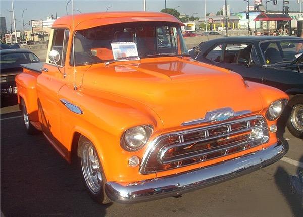 暮光之城贝拉叫什么,暮光之城贝拉开的什么车