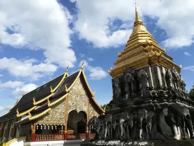 君行体验官专栏丨他在佛之国度，邂逅了一场浪漫