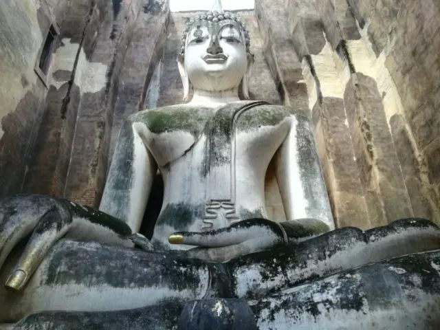 君行体验官专栏丨他在佛之国度,邂逅了一场浪漫